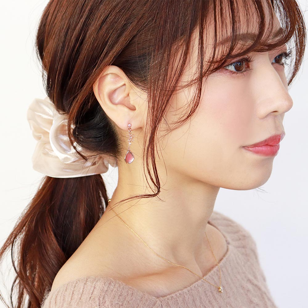 ピアス ニッケルフリー 桜 花弁 ラメ ワイヤー パール ストーン ポストピアス | OS...