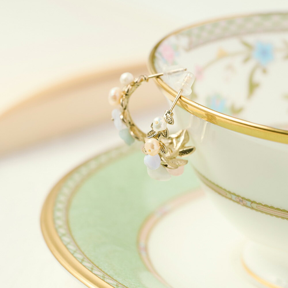 Rakuten - 【スーパーセールMax50％OFF】【Ayatorie/アヤトリエ】朝露のピアス | OSEWAYA アクセサリー レディース 女性 大人 プレゼント ギフト 結婚式 誕生日 おしゃれ オシャレ かわいい 可愛い