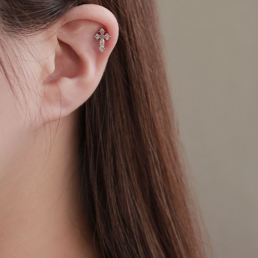 【最大20％OFFクーポン配布中】ボディピアス キュービックジルコニア 十字架 クロス ストレートバーベル ネジ式 サージカルステンレス 14G 【1個販売】 | OSEWAYA アクセサリー レディース 女性 大人 プレゼント ギフト