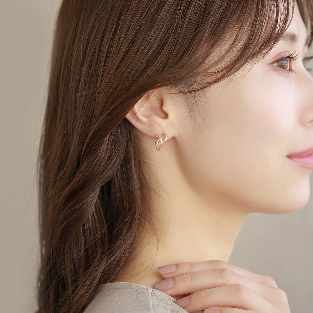 OSEWAYAのピアス ニッケルフリー ロゼシルバー ロール ハート チタンポスト スタッドピアス| OSEWAYA アクセサリー 金属アレルギー レディース 女性 大人 プレゼント ギフト 結婚式 誕生日｜アングル3