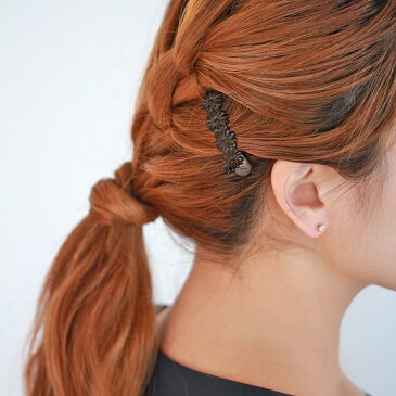 ヘアクリップ デイジー フラワー ウッド風 ミニクリップ | ヘアアクセサリー ヘアアクセ レディース 女性 大人 プレゼント ギフト 結婚式 カジュアル おしゃれ オシャレ かわいい 可愛い シンプル 20代 30代 40代 50代