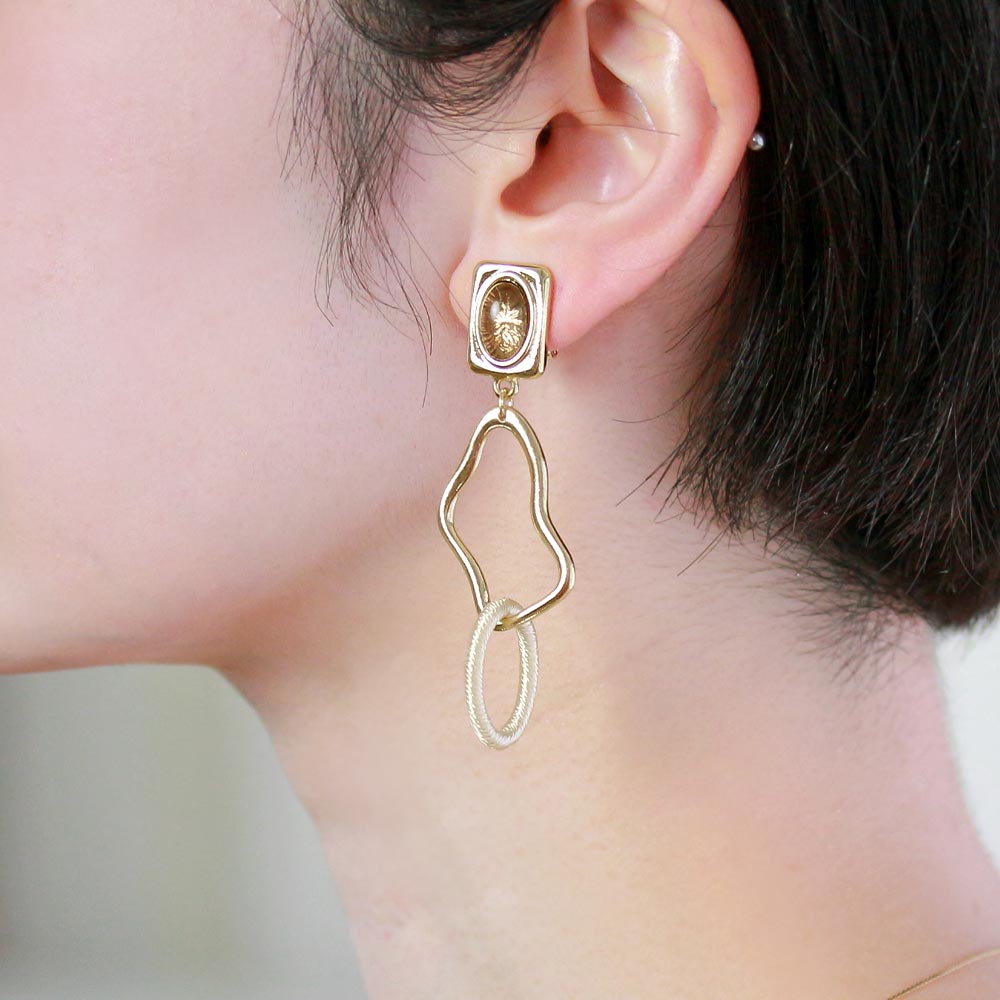 【送料無料】イヤリング ニッケルフリー ウェーブ チェーン コイル メタル アクリル クリップイヤリング | アクセサリー レディース 女性 大人 プレゼント ギフト 結婚式 誕生日 おしゃれ オシャレ かわいい 可愛い シンプル