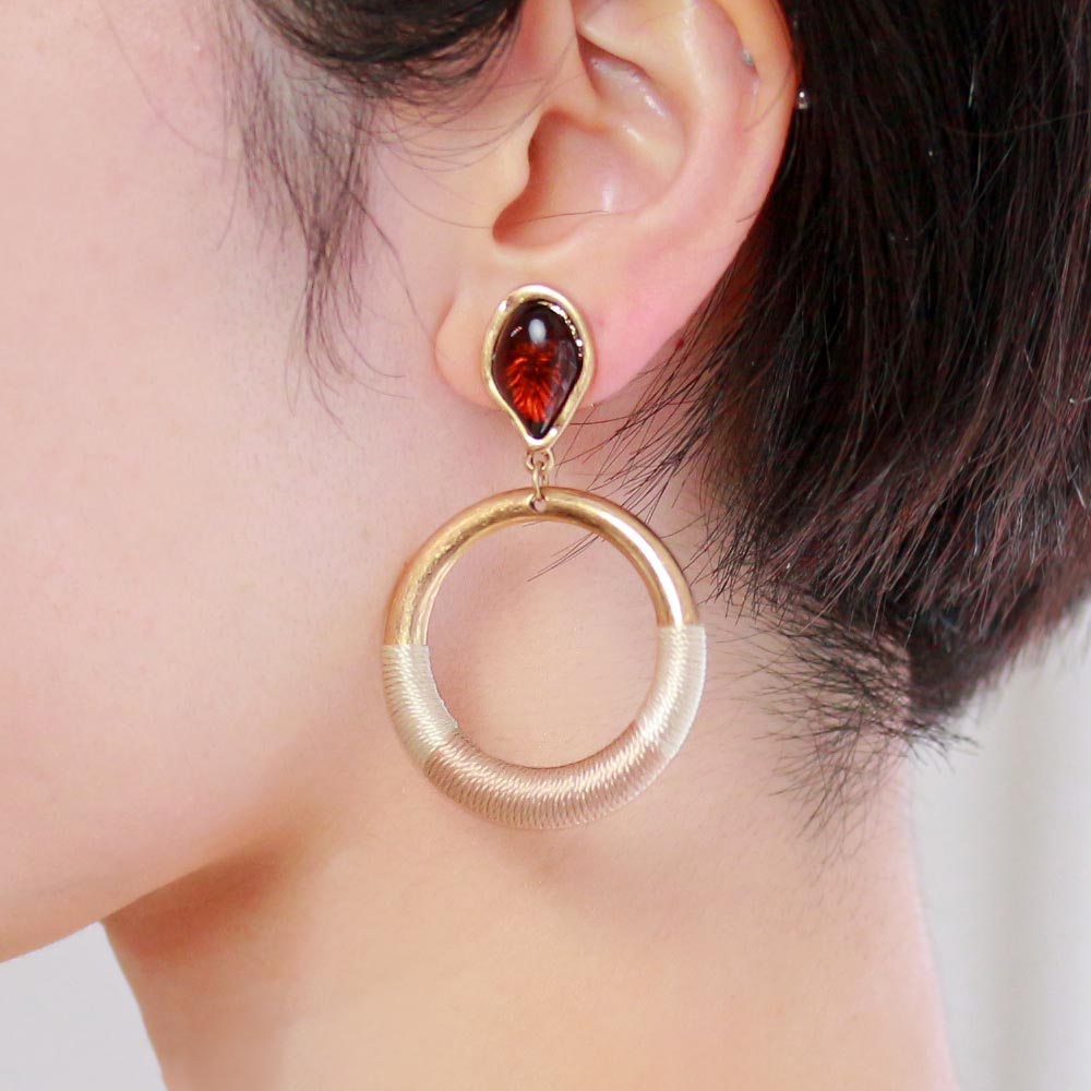 【送料無料】イヤリング ニッケルフリー サークル コイル メタル アクリル クリップイヤリング | アクセサリー レディース 女性 大人 プレゼント ギフト 結婚式 誕生日 おしゃれ オシャレ かわいい 可愛い シンプル 20代 30代 40代 50代