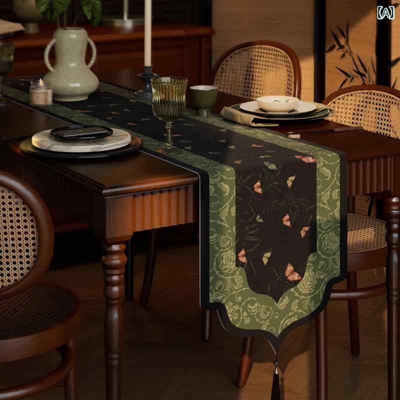 ・主な素材: 亜麻60%・副素材: その他40%・スタイル: 新中式・柄: 植物花卉・カラー展開: その他・サイズ展開: 35×120cm、35×140cm、35×160cm、35×180cm、35×200cm、35×220cm、35×240cm、35×260cm・設置場所: リビング、ダイニング・カテゴリ: テーブルランナー