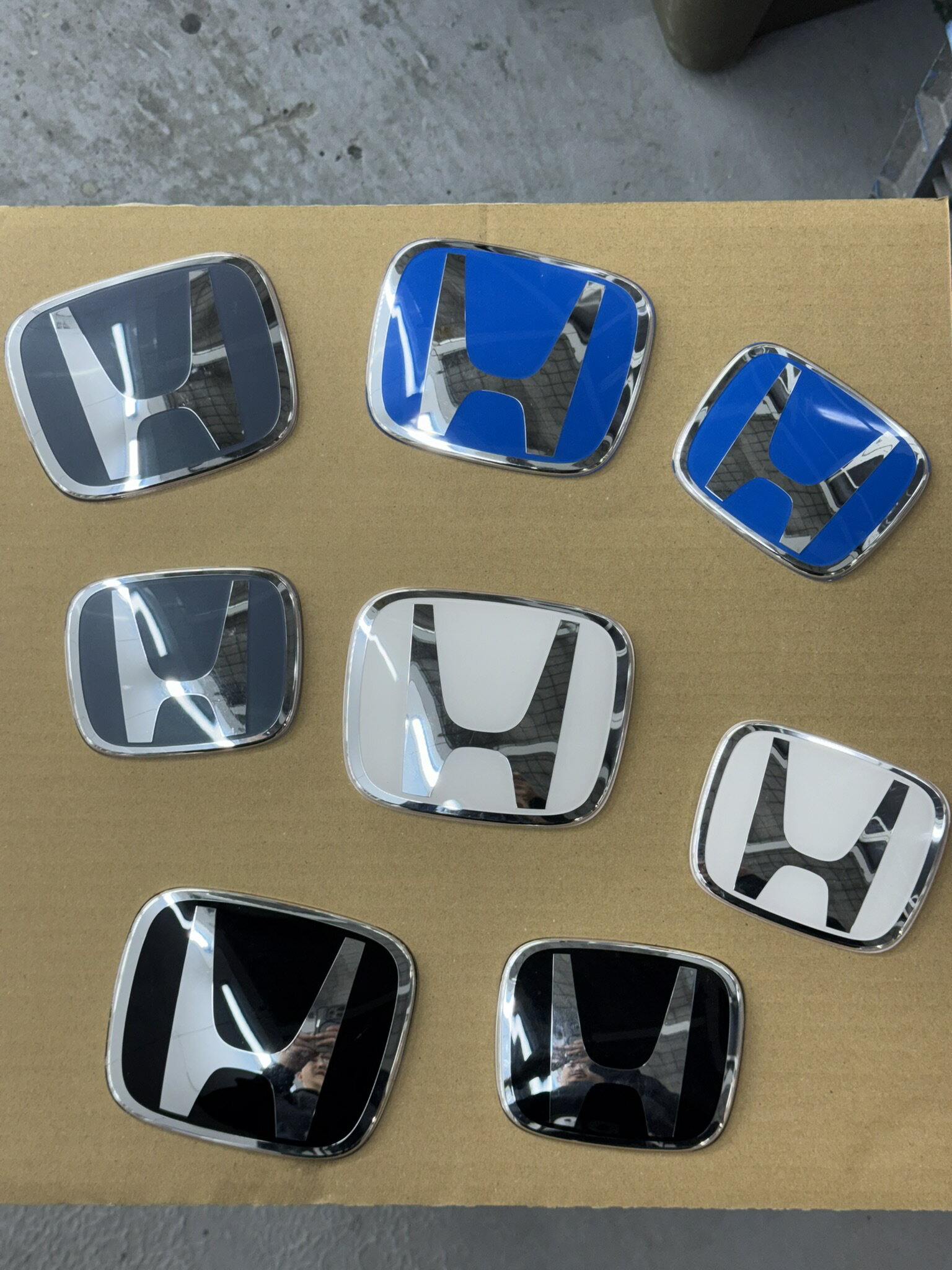 送料無料！FL5シビック タイプR ボディ同色エンブレム前後セット！