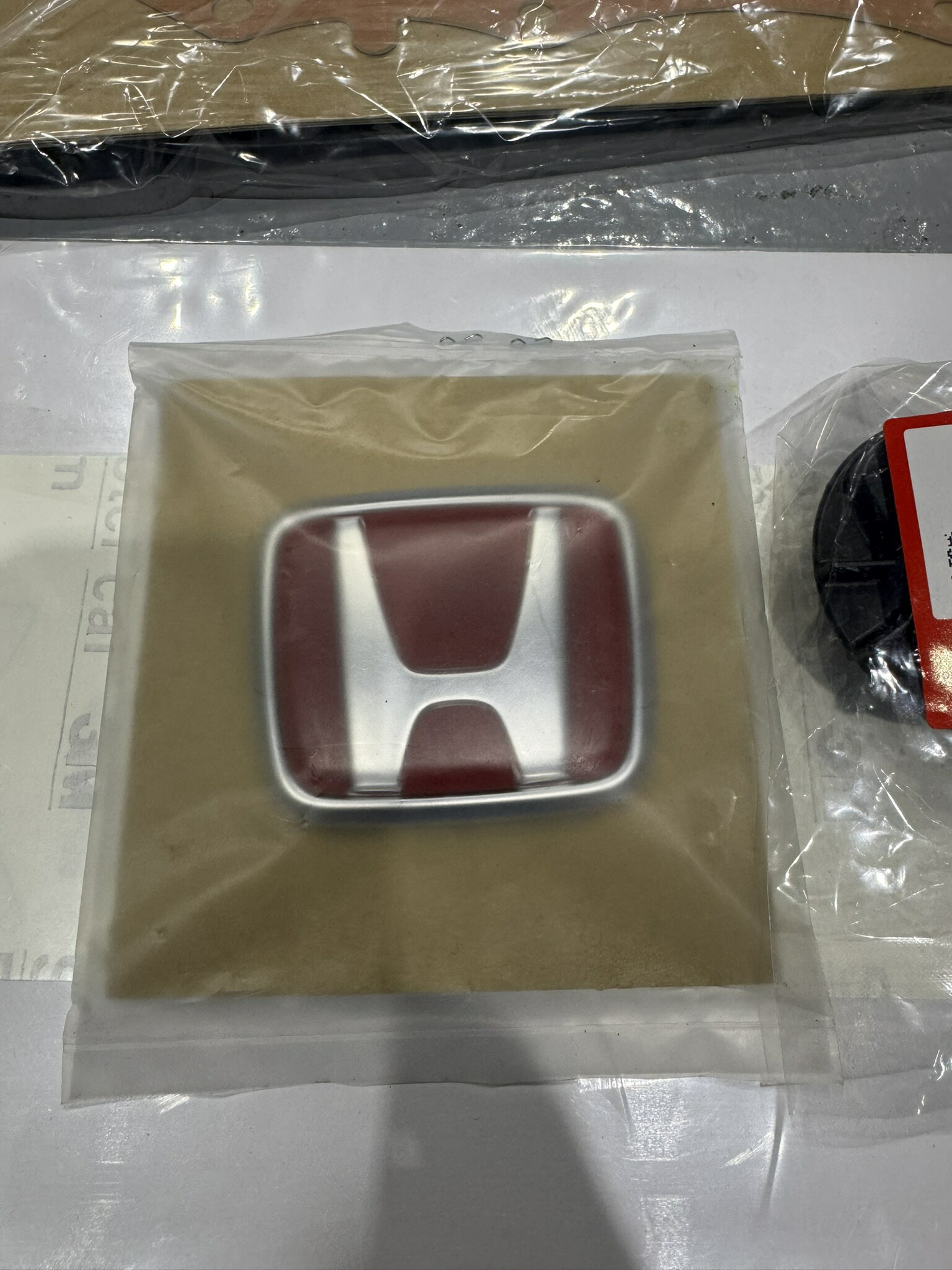 DC2インテグラ　タイプR　ホンダ純正　フロントエンブレム　75700-ST7-Z00