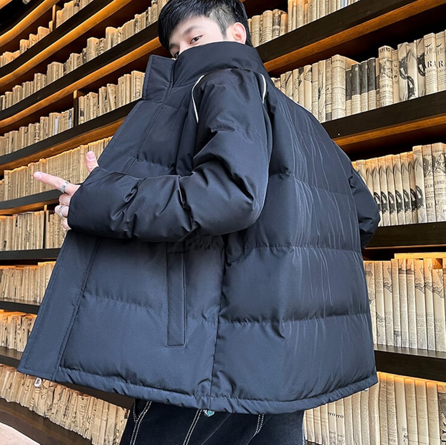 メンズ　ダウンジャケット　冬服　ふわふわ　防寒　あったか　ダウンコート　中綿コート　ショート丈　ファッション　カッコイイ　カジュアル　登山　アウトドア　無地　大きめ　スタンドカラー