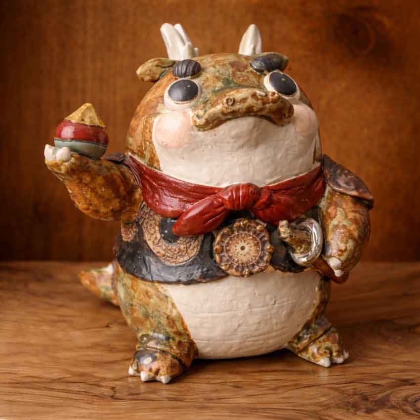 樂天商城 - *常滑焼作家　竹内文子作　辰 龍大将 干支縁起置物　/ご出産祝い 干支 登り龍 りゅう たつ 辰 縁起物 縁起置物 作家もの 招福