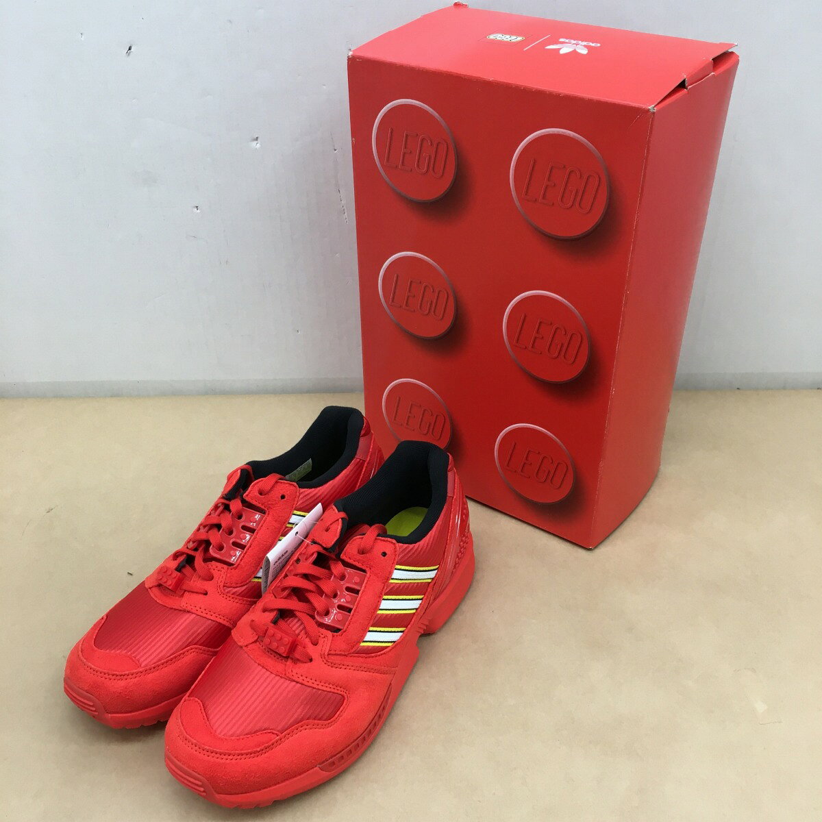 楽天市場】Adidas ZX8000（靴）の通販
