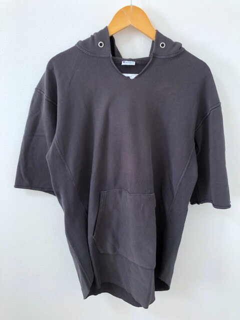 Champion（チャンピオン）C8-H115 monkey timeコラボ V NECK S/S Hoodie 半袖パーカー【中古】【007】