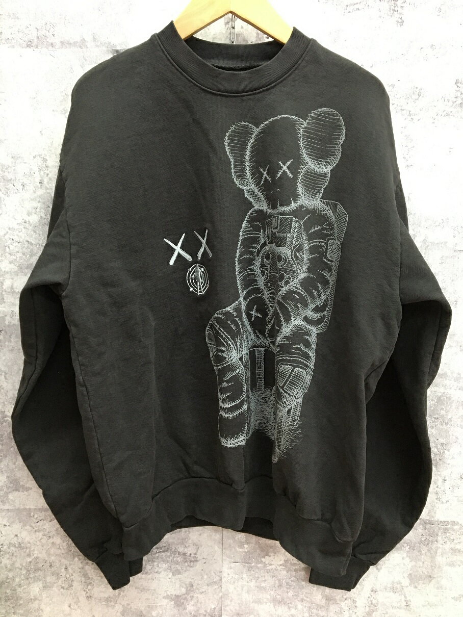 楽天市場】kaws トレーナーの通販 楽天市場】kaws トレーナーの通販