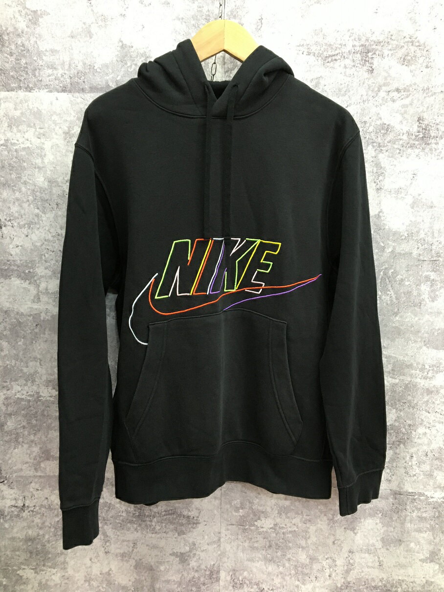 【送料無料】NIKE ナイキ パーカー プルオーバー 刺繍ロゴ【中古】【004】