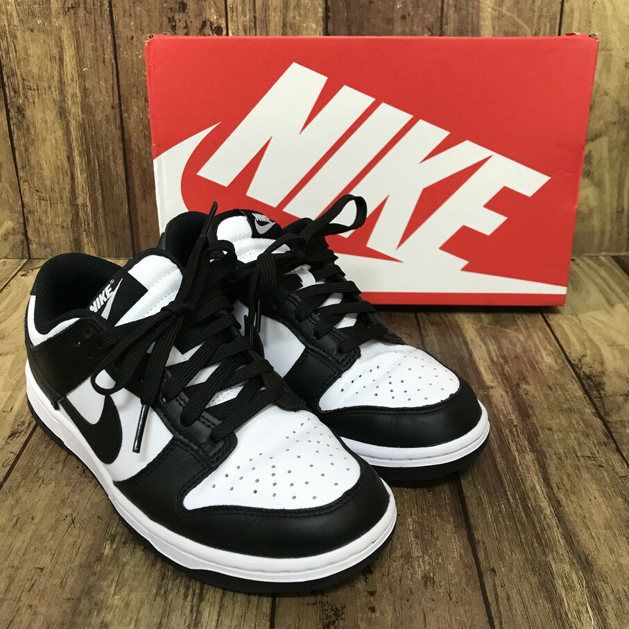 【送料無料】 NIKE WMNS DUNK LOW BLACK WHITE (ナイキ ウィメンズ ダンク ロー ブラック ホワイト) レ..