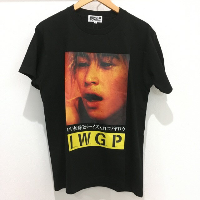 【送料無料】MEDICOM TOY LIFE ENTERTAINMENT　PHOTO MESSAGE TEE "Gボーイズ入れコノヤロウ" 24MLE-IWGP-TE-06　Tシャツ　プリント　半袖　ユニセックス　ブラック　size:S【中古】【006】