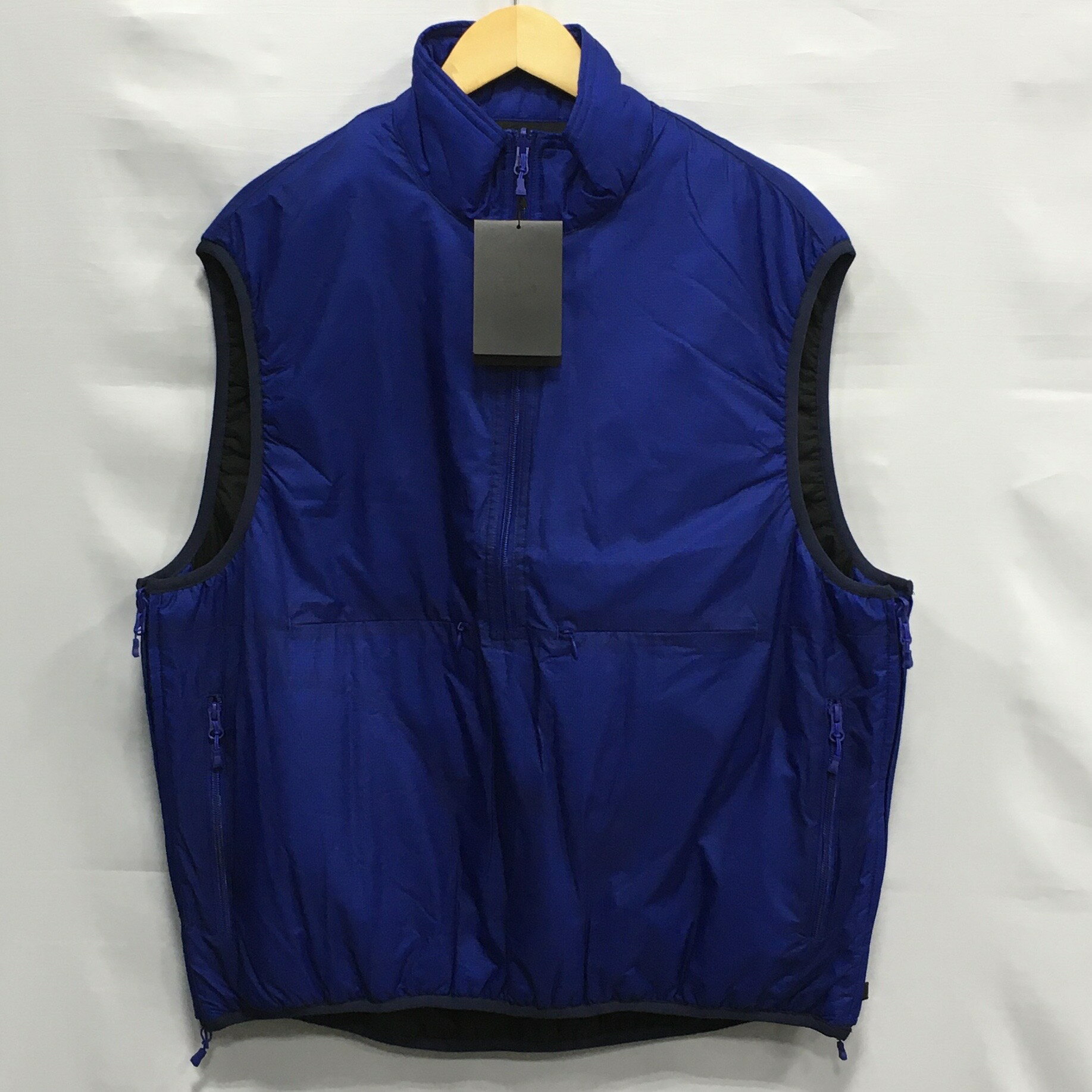 【送料無料】 DAIWA PIER39 TECH REVERSIBLE PULLOVER PUFF VEST BJ-21022W / ダイワピア39 テック リバーシブル プルオーバー パフ ベスト メンズ ロイヤルブルー size:M【中古】【006】