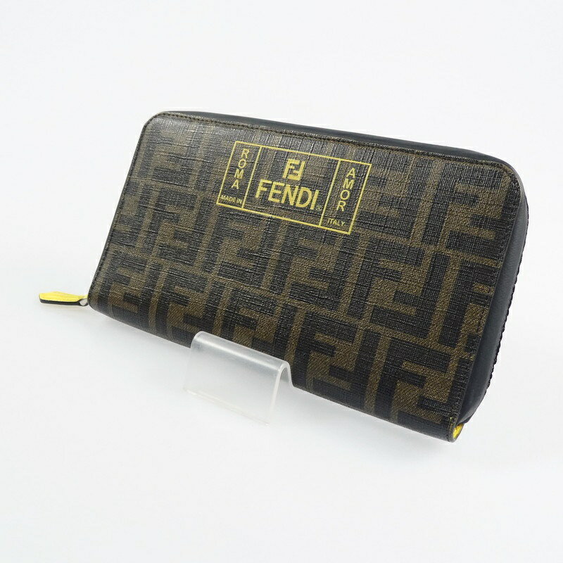 【中古】FENDI｜フェンディ 7M0275 ズッカ トラベルウォレット 【f125】