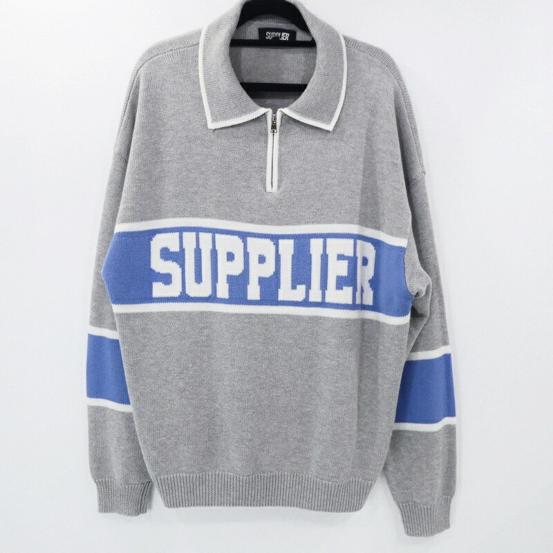 【中古】SUPPLIER｜サプライヤー ハーフジップコットンニットセーター COLLEGE LOGO KNIT 2021A/W グレー サイズ：XL / ストリート【f103】