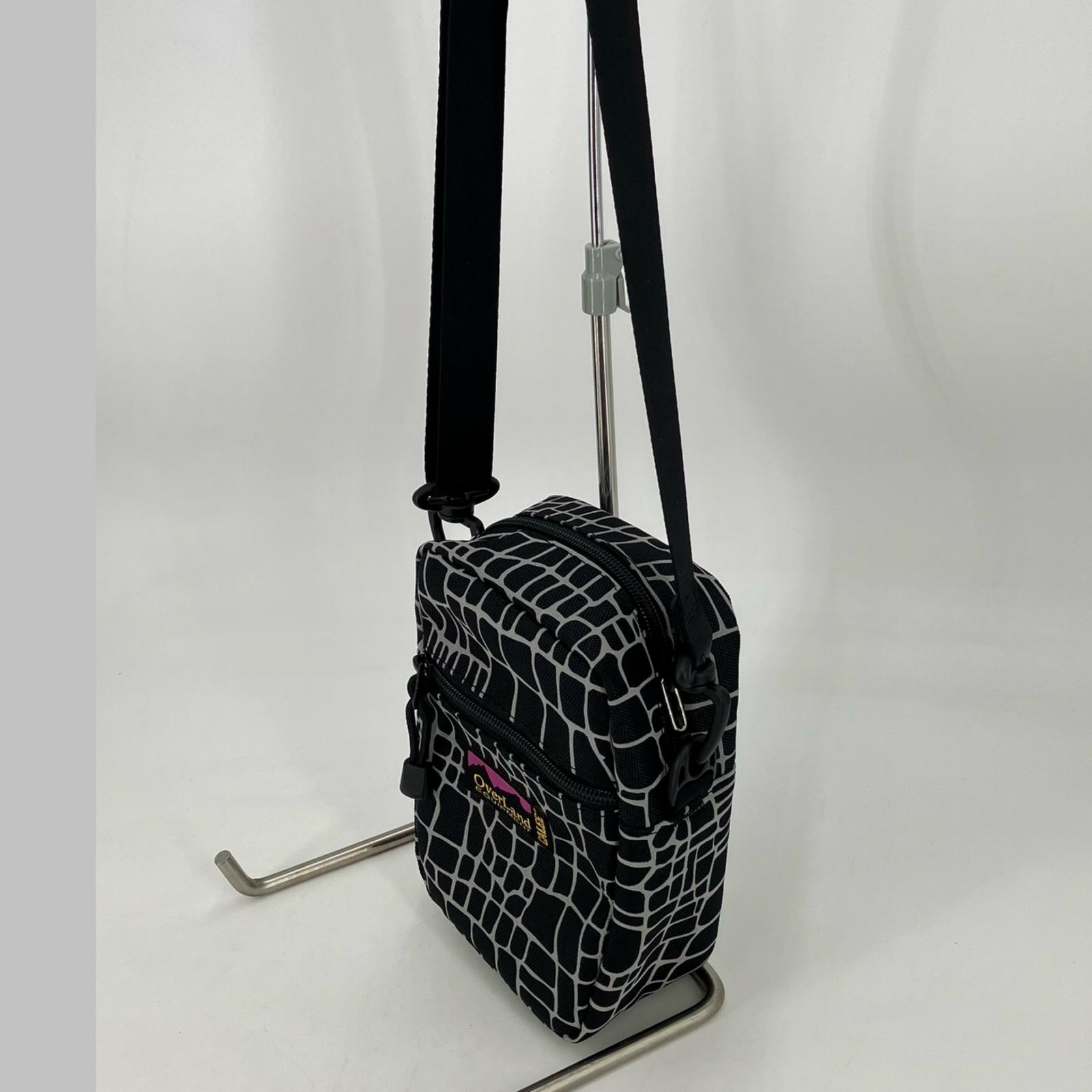 CALEE 黒レザー バッグ CALEE 「STUDS LEATHER SHOULDER BAG ＜BOX TYPE＞」 レザー