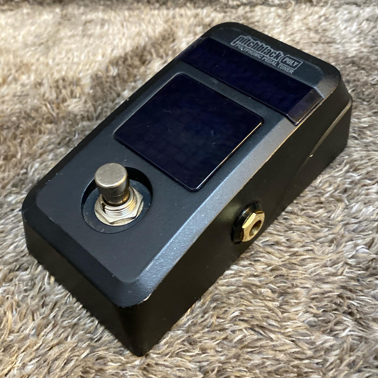 担当者コメント 付属品：無し 商品状態 商品状態は担当者の主観によるものとなります。画像と合わせてご確認ください。 タイプ ― 型番 ― カラー ― シリアルNo. 15184 付属品 無し 注意事項 USED品のためパーツのカスタムがされている場合がございます。ご希望の場合には各部分の拡大画像をメールにてお送りいたします。 実店舗での並行販売品のため、在庫更新の遅れにより品切れの場合がございます。 品切れの場合にはキャンセル処理をさせていただきますのでご容赦ください。 ご不明な点は「商品についての問合わせ」よりお気軽にお申し付けください。