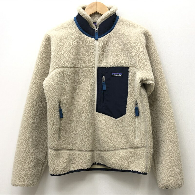 ★5/20(月)15:00迄【10%OFF】期間限定SALE★【中古】Patagonia パタゴニア ボアジャケット サイズ：XS カラー：ナチュラル 2018FA 23065 CLASSIC RETRO-X JACKET / アウトドア【f092】