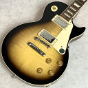 担当者コメント2022年製 Gibson Les Paul Standard ’50s Tobacco Burstレスポール・スタンダードが新たに、往年のクラシックなデザインを纏ってのリリースとなります。そのクラシックなデザインは、ミュージックシーンとの結び付きが強く、今までに数多のギタリストを虜にし、世代や音楽ジャンルの垣根を越え音楽の創造に貢献してきたデザインです。ギブソン社は技術革新における往年のギブソンの黄金期に敬意をし、その正真正銘なるデザインを現代に蘇らせます。レスポール・スタンダード50’sは、ソリッド・マホガニー・ボディとメイプル・トップ、丸みを帯びた50年代のデザインによるマホガニー・ネック、ローズウッド指板、ディッシュ・インレイ、ABR-1・チューン・オー・マチック・ブリッジ、アルミニューム・ストップバー・テイルピース、ヴィンテージ・チューナー、ゴールド・トップハット・ノブを擁しています。キャリブレーション測定されたバーストバッカー1をネックポジションに、バーストバッカー2をブリッジポジションに配し、アルニコII・マグネット、オーディオ・テイパー・ポテンショミーター、オレンジ・ドロップ・キャパシターが搭載されています。重量 約4.13kg 純正ハードケース付■BODY:Top:AA Figured Maple Back:Mahogany■NECK:Mahogany/Vintage 50s■FINGER BOARD:Rosewood　12" / 304.8mm■PICKUPS:Gibson Burstbucker 1&2商品状態新品※状態は画像にてご確認ください。店頭での試奏などにより、細かな擦り傷等が発生する可能性がございますこと、ご了承下さい。■ フレット残り ： 9割以上■ ネック状態 ： ほぼストレート■ トラスロッド ： 余裕あり商品状態、フレットやネックの状態は担当者の主観によるものになります。画像と合わせてご確認ください。タイプLP型番Les Paul Standard ’50s Tobacco BurstカラーTobacco BurstシリアルNo.20492051付属品純正ハードケース付注意事項ご希望の場合には各部分の拡大画像をメールにてお送りいたします。実店舗での並行販売品のため、在庫更新の遅れにより品切れの場合がございます。品切れの場合にはキャンセル処理をさせていただきますのでご容赦ください。ご不明な点は「商品についての問合わせ」よりお気軽にお申し付けください。