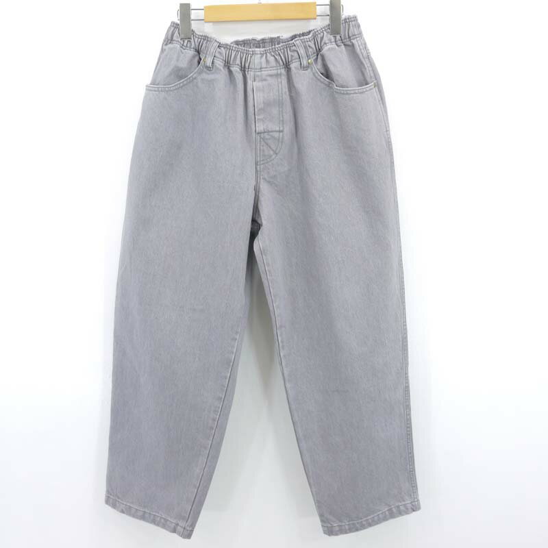 【中古】COMFORTABLE REASON｜コンフォータブル リーズン Fade Denim Slacks デニムパンツ グレー サイズ：ONE SIZE【f107】