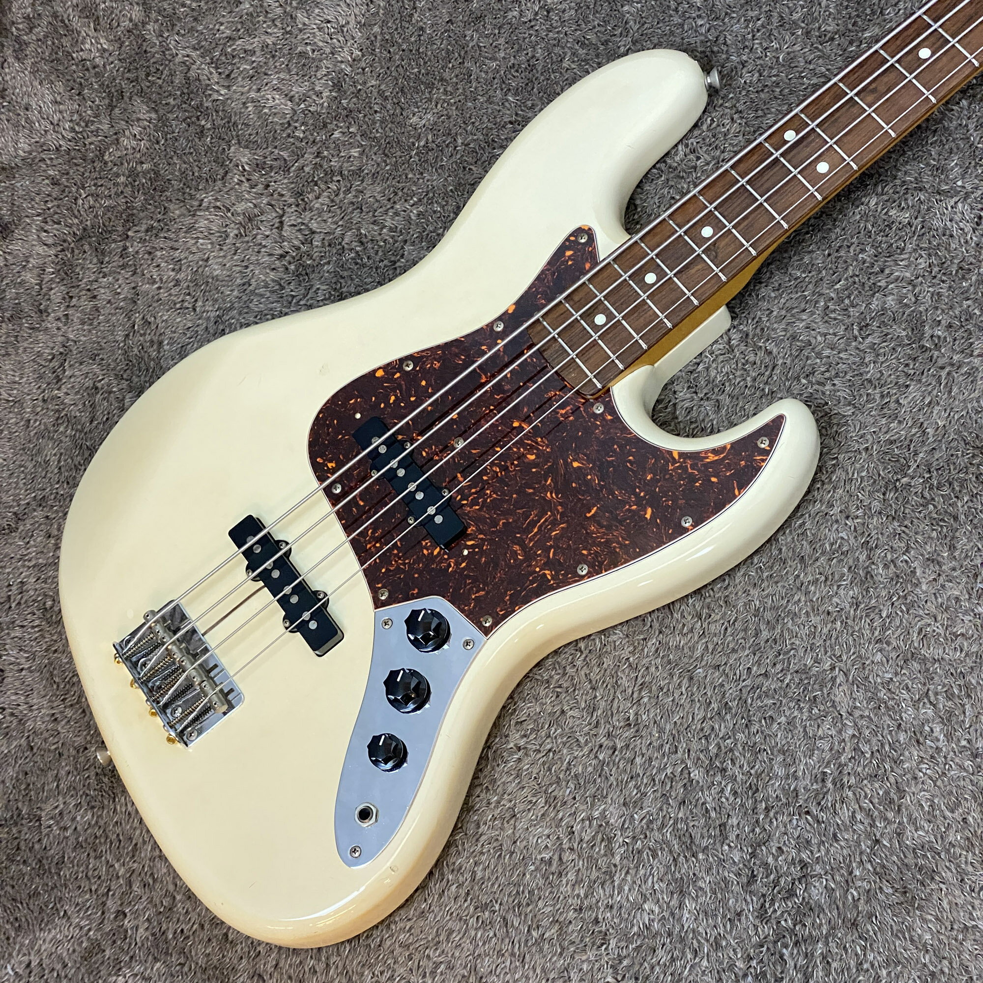 【送料無料】Fender Japan / JB62-60【中古】【楽器/エレキベース/Fender Japan/フェンダージャパン/フェンジャパ/JB62-60/ジャズベース/Eシリアル/1986年製】