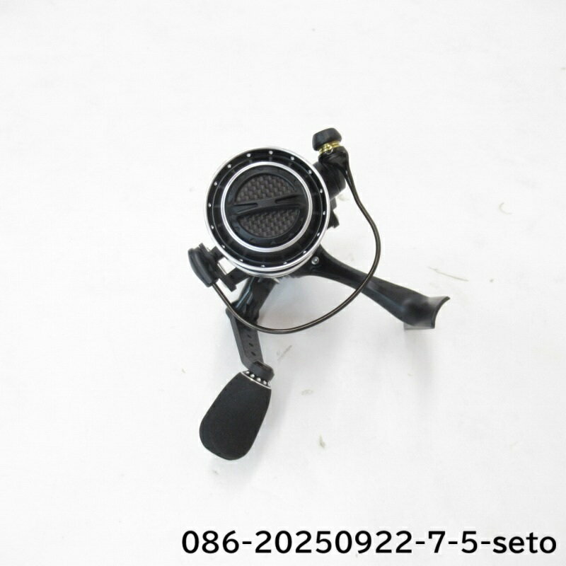 Abu Garcia｜アブ・ガルシアレボMGエクストリーム2000S【中古】【釣り/釣具/リール】