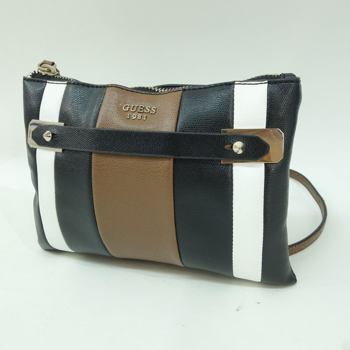 GUESS ゲス LIYA PETITE CROSSBODY CLUTCH ショルダーバッグ VS662872 ※中古