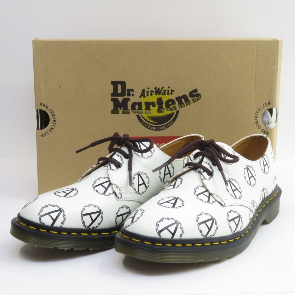楽天市場】Supreme Dr. Martens Spiderweb 3-Eye Shoeの通販 楽天市場】Supreme Dr. Martens Spiderweb 3-Eye Shoeの通販