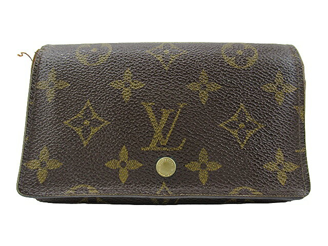 商品名 【中古】LOUIS VUITTON “ルイヴィトン” モノグラム ポルトモネ・ビエトレゾール ミドルウォレット 二つ折り財布 M61730 ブラウン系 サイズ W約14cm×H約9cm×D約3cm 素材 モノグラム カラー ブラウン系 仕様 シリアル：SP0092小銭入れ×2層札入れ×1その他ポケット×4 商品説明 スレ、汚れ、ほつれ、型崩れ、青錆び、金具キズ等、全体的に使用感あります。 付属品 - 状態 C（中古で使用感があり、キズ・汚れがある商品です。）※詳しい状態については、ご購入前にお問い合わせ下さい。 注意事項 ご使用のPC環境によって、実物とは色味が異なる場合があります。 【商品管理について】店頭並行販売の為欠品キャンセルになる場合がございます。・取扱時には細心の注意を払っておりますが、店頭展示品となりますので、防犯タグ取り付け、取り外し時の小さな穴や跡、汚れ・些細な傷等つく場合が御座います。予めご理解頂きますようお願い申し上げます。【サイズに関して】商品によっては採寸範囲や伸縮性の有無などにより、誤差がある場合があります。サイズに関する理由での返品は承っておりませんので、詳しいサイズや採寸方法については、ご購入前にお問い合わせ下さい。【商品お問い合わせ対応について】ご対応、回答時間　10時～18時2営業日までに回答いたします。※各担当よりご返信いたします。　