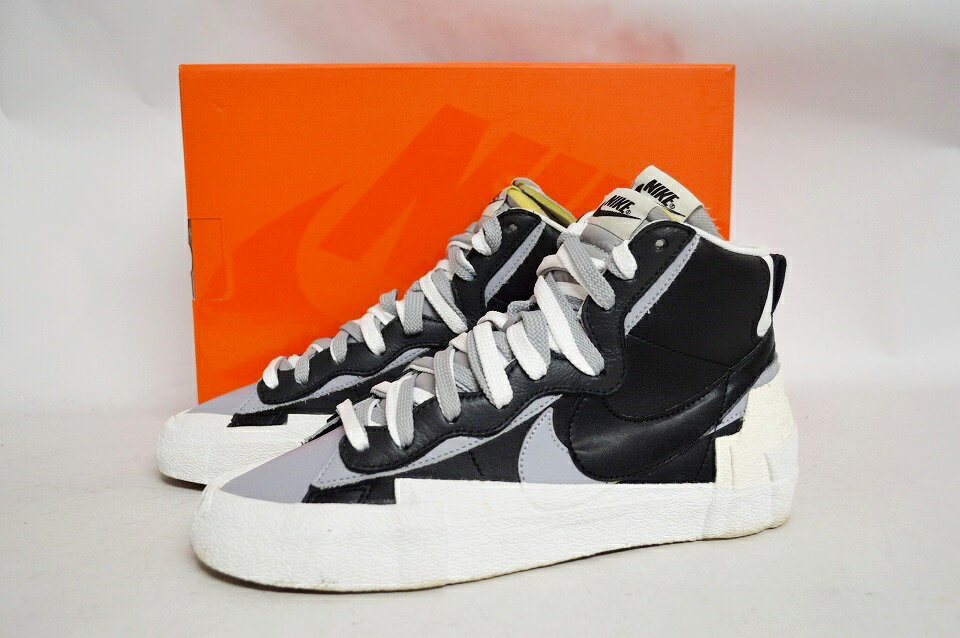 yÁzNIKE~sacai BLAZER MID BV0072-002 26cm 