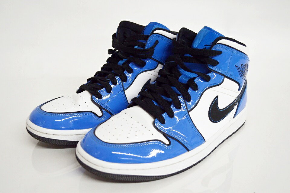 【中古】NIKE AIR JORDAN 1 MID SE DD6834-402 27.5cm 