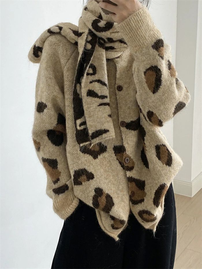 カーディガン ストール付き ヒョウ柄 レディース 秋冬 ニットカーディガン ストール 大判ストール ニット カットソー セーター ニットセーター トップス レオパード きれいめ カーデ アウター 長袖 シンプル カジュアル おしゃれ 柔らかい ゆったり 20代 30代 40代 50代