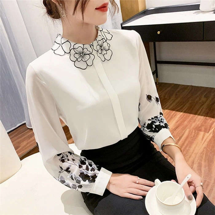 ブラウス レディース きれいめ 40代 春秋新作 オシャレブラウス 白シフォンシャツ 長袖トップス 花刺繍 上品 大人 通勤 ゆったり シャツ30代 50代 上品 送料無料
