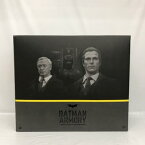 ムービー・マスターピース 「ダークナイト」 1/6 アルフレッド・ペニーワース＆バットスーツ格納庫 BATMAN ARMORY MMS236【中古】ホビー フィギュア 海外作品 53H08120324