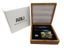【中古】【店頭併売品】AbuGarcia アブガルシア100th Anniversary Hi-Lo&Toby木箱入リルアーピンバッジセット釣具【鹿児島店】