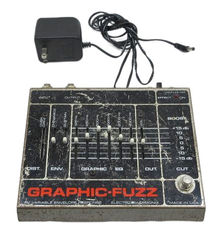 メーカー Electro-Harmonix モデル GRAPHIC FUZZ 商品説明 オーバードライブ〜ファズサウンド ニルバーナも使用していた名機 付属品 本体、アダプター 状態 B(中古であり多少の使用感がある商品です。) 使用擦り傷がかなりありますが動作良好です。DISTノブ欠品。 注意事項 ご使用のPC環境によって、実物とは色味が異なる場合があります。 【商品管理について】・店頭並行販売の為欠品キャンセルになる場合がございます。・取扱時には細心の注意を払っておりますが、店頭展示品となりますので、汚れ・些細な傷等つく場合が御座います。上記を予めご理解頂きますようお願い申し上げます。【商品お問い合わせ対応について】ご対応、回答時間　10時～18時2営業日までに回答いたします。※各担当よりご返信いたします。