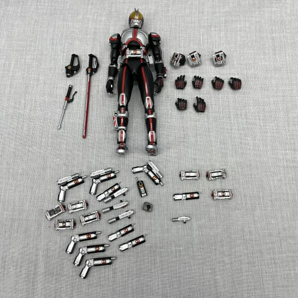 楽天市場】shフィギュアーツ 仮面ライダーファイズの通販