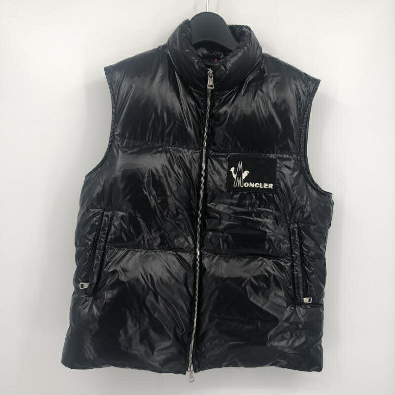 【中古】MONCLER BANKER VEST メンズ アウター ダウンベスト ブラック サイズ1 E20914337205 モンクレール[17]