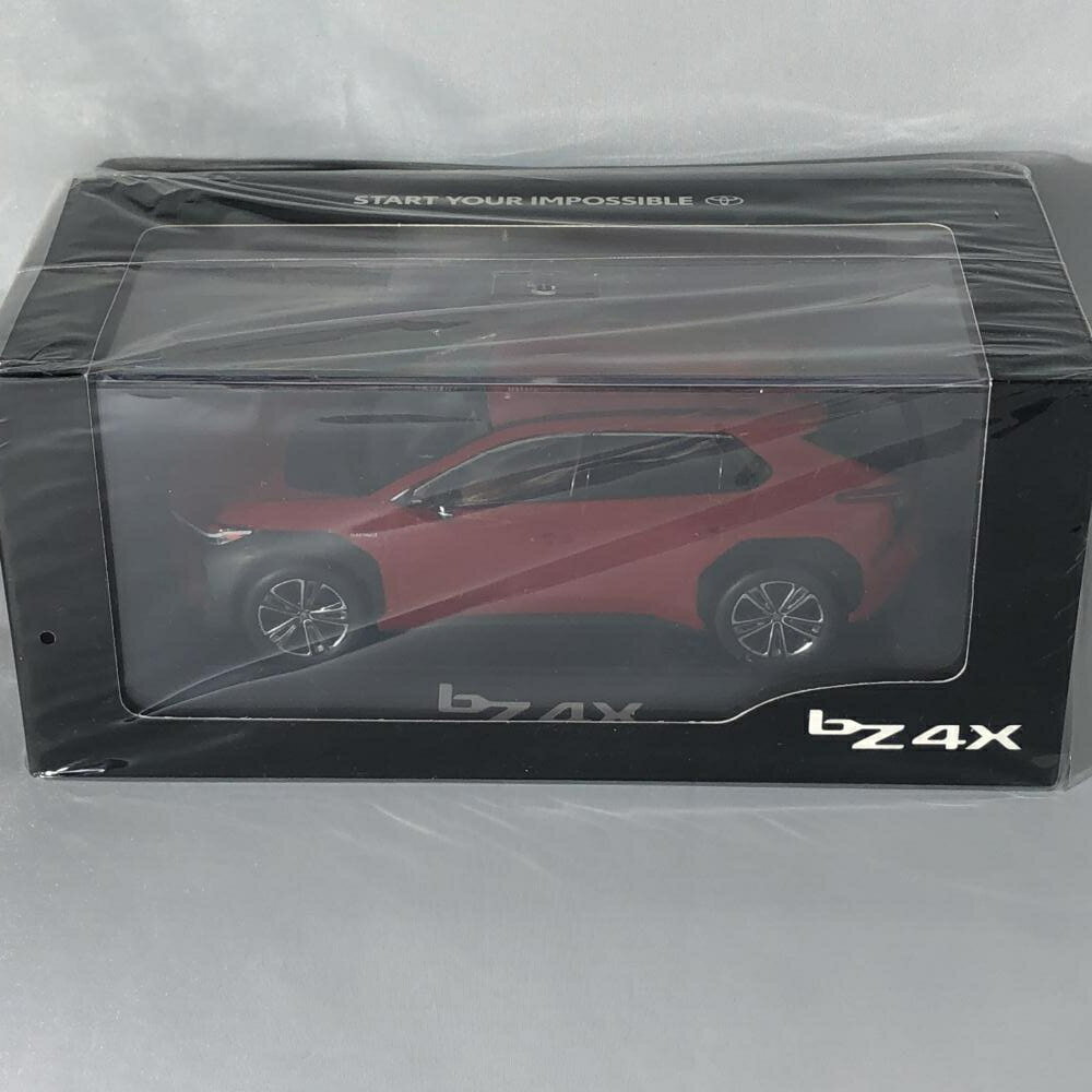 【中古】未開封 トヨタ 1/30 bZ4X エモーショナルレッド2 カラーサンプル ミニカー TOYOTA 非売品[15]