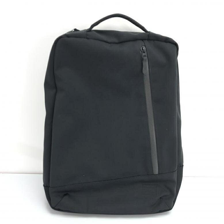 yÁzPORTER FUTURE DAYPACK obNpbN ubN |[^[ t[`[ fCpbN[10]