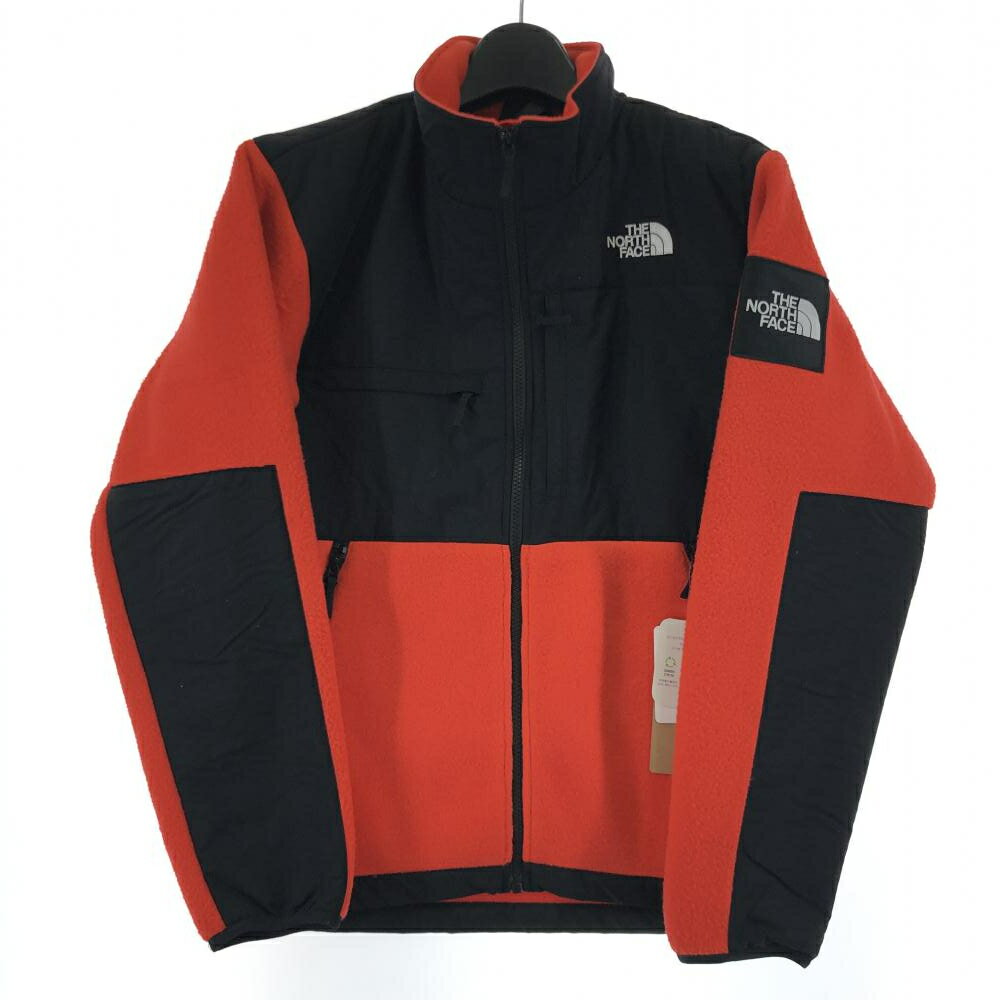 ご注文について ご注文をいただきます際は、必ず商品ページよりご注文手続きをお願い致します。 お電話やメールでのご注文はお受け出来ません。 商品状態について 当店の商品は【中古】【新品】と共にございます。 商品状態等を事前にご確認の上、ご注文下さい。 あわせて、商品説明もご確認下さい。 配送について 当事業部保管商品は当日または翌日発送させていただきます。 配送会社・配送方法は指定は受け付けておりません。 モニターについて お使いのモニター、携帯端末の画面によって、色の見え方が異なりますので、予めご了承下さいませ。 特典・付属品について 【新品ホビー】 店舗特典などは付属しません。 ※初回出荷限定（初回生産限定）などの特典や仕様も同様です。 【新品・中古 DVD・ブルーレイ】 店舗特典などは付属しません。 ※初回出荷限定（初回生産限定）などの特典や仕様も同様です。 基本的にメディアとケース（またはボックス）がある状態とお考え下さい。 ●お問い合わせに関しまして ご注文を頂いてから商品の取り寄せとなります。 取り寄せ後、状態の確認を行い連絡をさせて頂きます。 不備があった場合は、内容をご確認させて頂き、 ご購入の検討をいただく流れとなります。 事前の確認対応は行っておりません。 【中古、古着】 特典や付属品などがある場合には記載をさせて頂いております。 記載のない商品に関しましては、付属致しません。 ご確認の上、ご不明な点が御座いましたらお問い合わせ下さい。 その他の注意点 銀行振り込みでのご注文は振込み確認後発送いたします。 実店舗保管商品は決済完了後実店舗より取り寄せいたしますので5営業日以内の発送となります。 (銀行振り込みでのご注文は振込み確認後実店舗から商品をお取り寄せします。） 当店からのご連絡は基本メールで行わせて頂いております。 ドメイン指定や、セキュリティーソフトご使用等の理由でメール受信制限を設けておられますご注文者様まは otakarasouko_2@shop.rakuten.co.jp からのメールを受信可能なようにご設定ください。 楽天と当店からのメールを受信可能な状態であることを前提としたお取引であることをご了承下さい。 ご注文後に問い合わせ等がある場合はotakarasouko_2@shop.rakuten.co.jpまでお願い致します。【中古】THE NORTH FACE デナリジャケット サイズM レッド NA72051 ザノースフェイス[240017608774][17] ■商品説明 THE NORTH FACE デナリジャケット サイズM レッド NA72051 ザノースフェイス ■状態 ■着丈：約68.0cm ■肩幅：約46.0cm ■身幅：約56.0cm ■裄丈：約68.0cm目立った使用感の少ないお品物になります。 中古のお品物になりますのでご了承くださいませ。 ・・・この商品のお問い合わせ・・・ お宝創庫 豊田店 〒471-0875 愛知県豊田市下市場町4-17-1 電話番号 0565-37-8886 年中無休 営業時間 10:00～24:00 買取時間 22時まで、メディア、金券、金プラは23時まで お宝創庫 楽天市場の商品ページを無断複製した詐欺ページが確認されています。URLがrakuten.co.jpまたはrakuten.ne.jpであること確認ください。