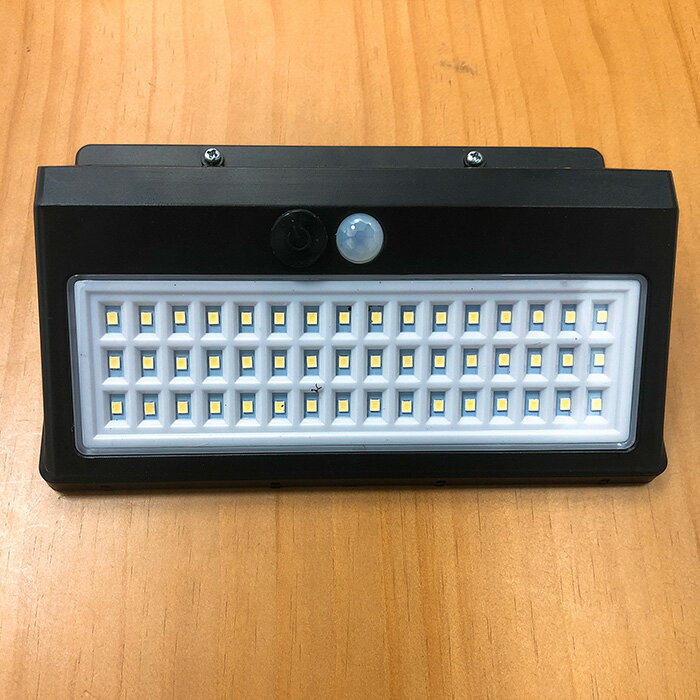 防犯　LED センサーライト ソーラーライト 48LED LEDライト 屋外 人感センサーライト 高輝度 太陽光発電 省エネ 120度広角照明 防水 駐車場 防犯ライト 防犯 セキュリティ ###ライト303-48SMD###