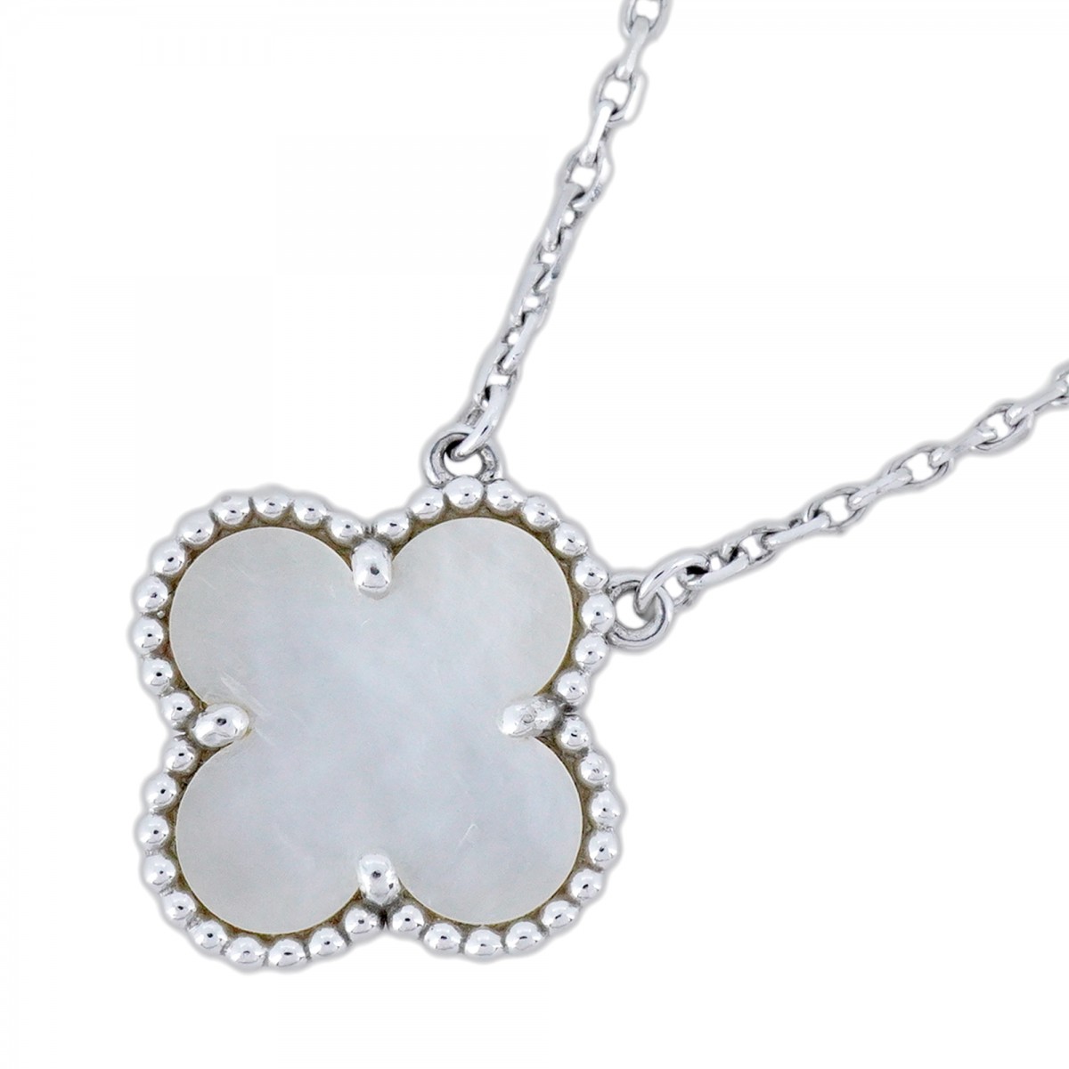 【5jmb0560】ヴァンクリーフ＆アーペル ネックレス ヴィンテージ アルハンブラ K18WG ホワイトゴールド マザーオブパール【中古】レディースのサムネイル