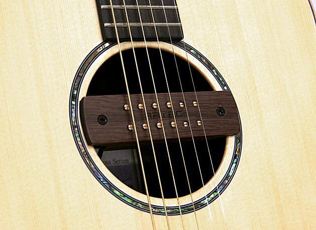 ARTEC Wood Soundhole Pickup WSH12-WN-OSJ (ウォルナット)