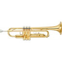 奏でる歓びへ、確かな導きを。 YAMAHA TRUMPET YTR-2330 手軽にトランペットの基本が学べる2330シリーズ。ゴールドラッカー仕上げは、はっきりとした音色と、心地よい抵抗感が特長です。 初心者が吹きやすく演奏しやすい重さのバランスと操作感を、何よりも大切に設計しました。良質な音色や確かな音程はもちろん、手の大きさに合わせられる可動式の指掛けによって、無理なく正しい構えが身につきます。気軽に演奏の歓びを実感できるモデル。 「はじめて音が出た」「一曲演奏できた」その瞬間の感動のために、演奏のしやすさ、確かな音程、耐久性に徹底的にこだわりました。抜群の堅牢性はそのままに、より軽く、吹きやすく、扱いやすく進化。一本残らず行われる厳しい吹奏テストをくぐり抜けたヤマハの一本を、あなたのはじめてのトランペットに。 【特長】 モネル合金製のピストン モネル合金製のピストンにより、耐久性と音色が、また新設計の押金、笠、底により、音色がそれぞれ向上しました。 軽量化されたベル 耐久性はそのままにベルを軽量化し、初心者にも持ちやすい重量バランスを実現。彫刻もデザインを一新しました。 ケース：付属ケースはTRC-203です。 【仕様】 色/仕上げ 本体 仕上げ ゴールドラッカー 機構/構造 ベル ベル直径 123mm ボア ボアサイズ ML ベルの形状/その他 YL-IIベル 調子 Bb 材質 ベル材質/加工法 イエローブラス/二枚取り 付属品 同梱品 ケース TRC-203 付属マウスピース TR-11B4はじめて奏でる歓びを、ともに。 ヤマハ トランペット スタンダードシリーズ 「はじめて音が出た」「一曲演奏できた」その瞬間の感動のために、演奏のしやすさ、確かな音程、耐久性に徹底的にこだわりました。抜群の堅牢性はそのままに、より軽く、吹きやすく、扱いやすく進化。一本残らず行われる厳しい吹奏テストをくぐり抜けたヤマハの一本を、あなたのはじめてのトランペットに。