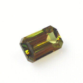 PedraMercadoの【オレンジ、イエロー、グリーンのファイアー】ロシアンスフェーンオクタゴン 約0.45cts｜アングル3