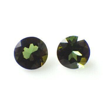 【萌黄色のトルマリン】グリーントルマリン　ペアラウンドシェイプ 約0.73cts