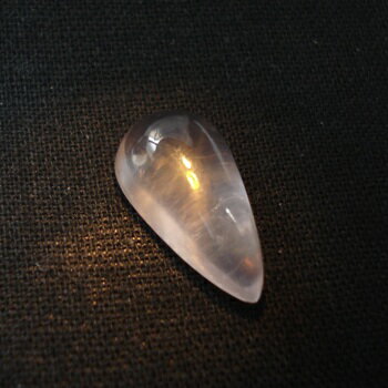 【ぼんやりアステリズム効果】スターローズクォーツペアシェイプカボション 約5.70cts 【ぼんやりアステリズム効果】スターローズクォーツペアシェイプカボション 約5.70cts